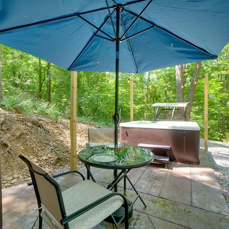 Tiny Home With Hot Tub By Mohican State Park! Loudonville Exterior photo