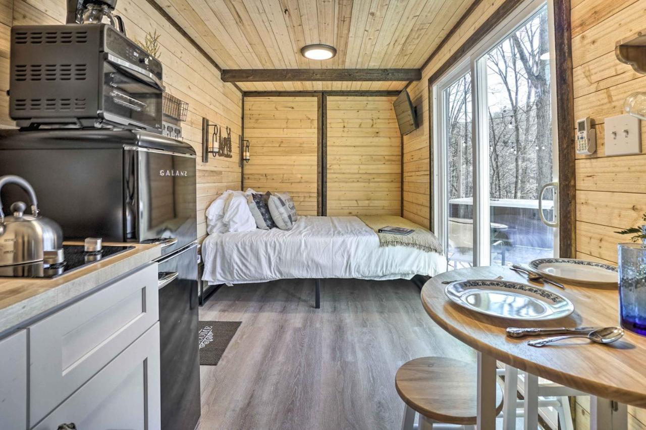 Tiny Home With Hot Tub By Mohican State Park! Loudonville Exterior photo
